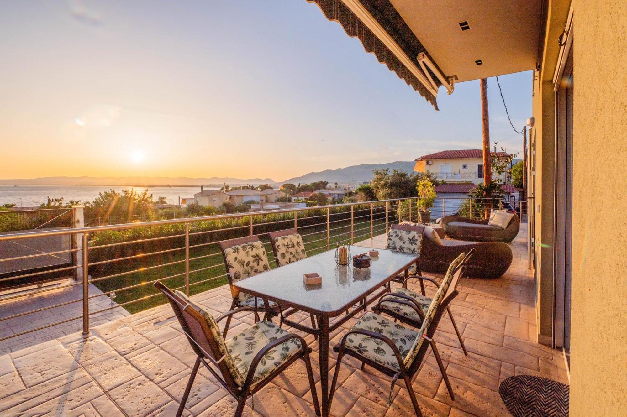 Thea Seaview Luxury Living Villa Kalamata Ngoại thất bức ảnh
