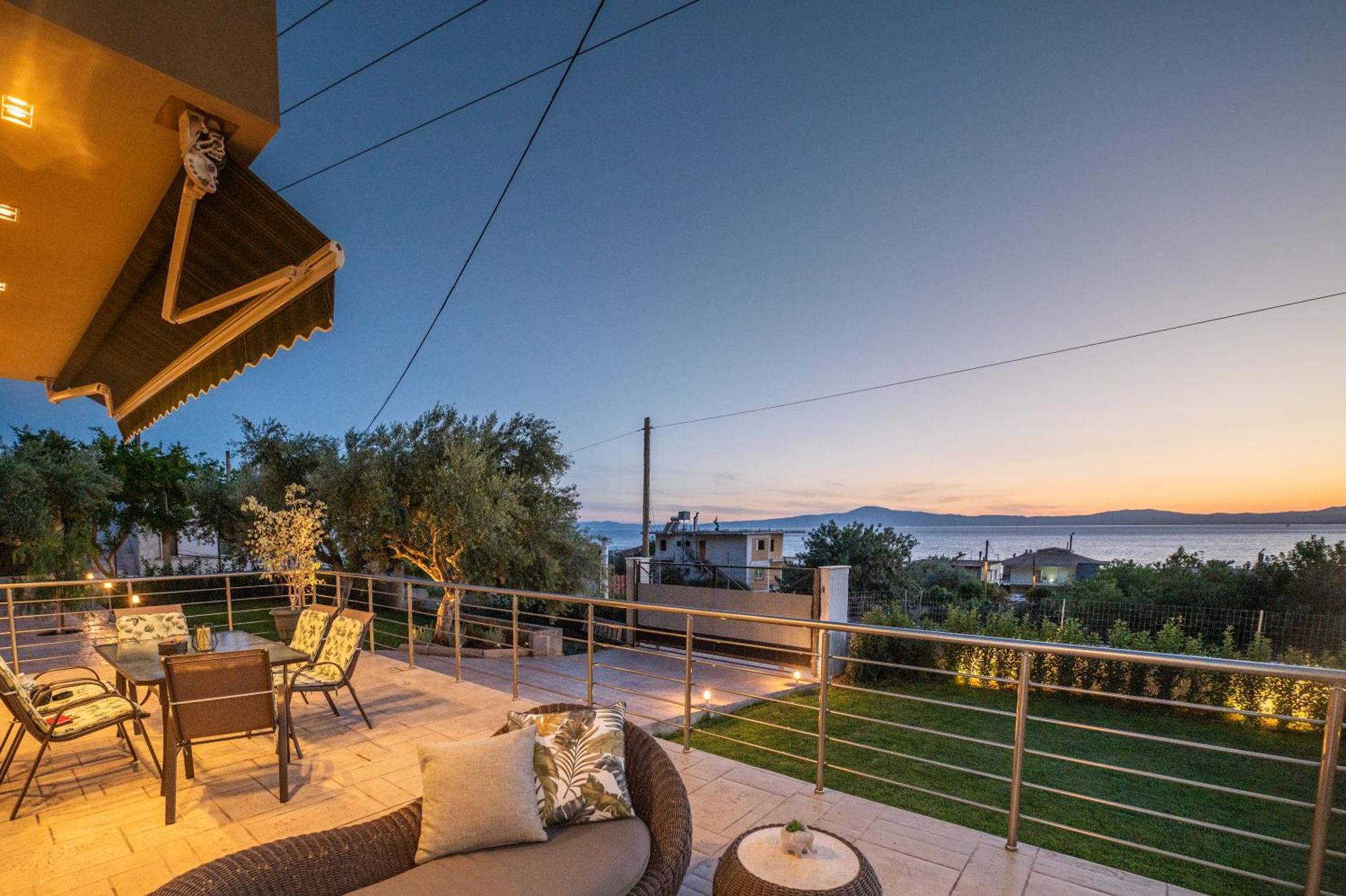 Thea Seaview Luxury Living Villa Kalamata Ngoại thất bức ảnh