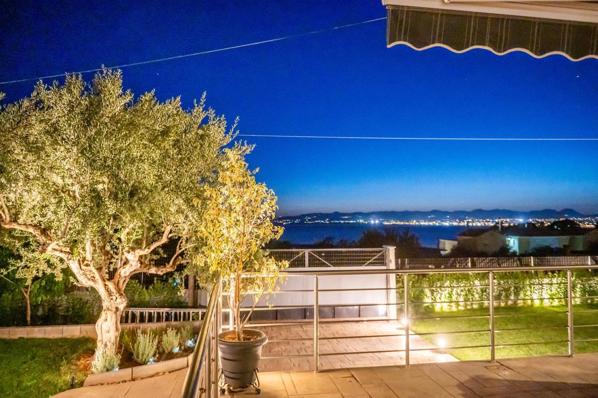 Thea Seaview Luxury Living Villa Kalamata Ngoại thất bức ảnh